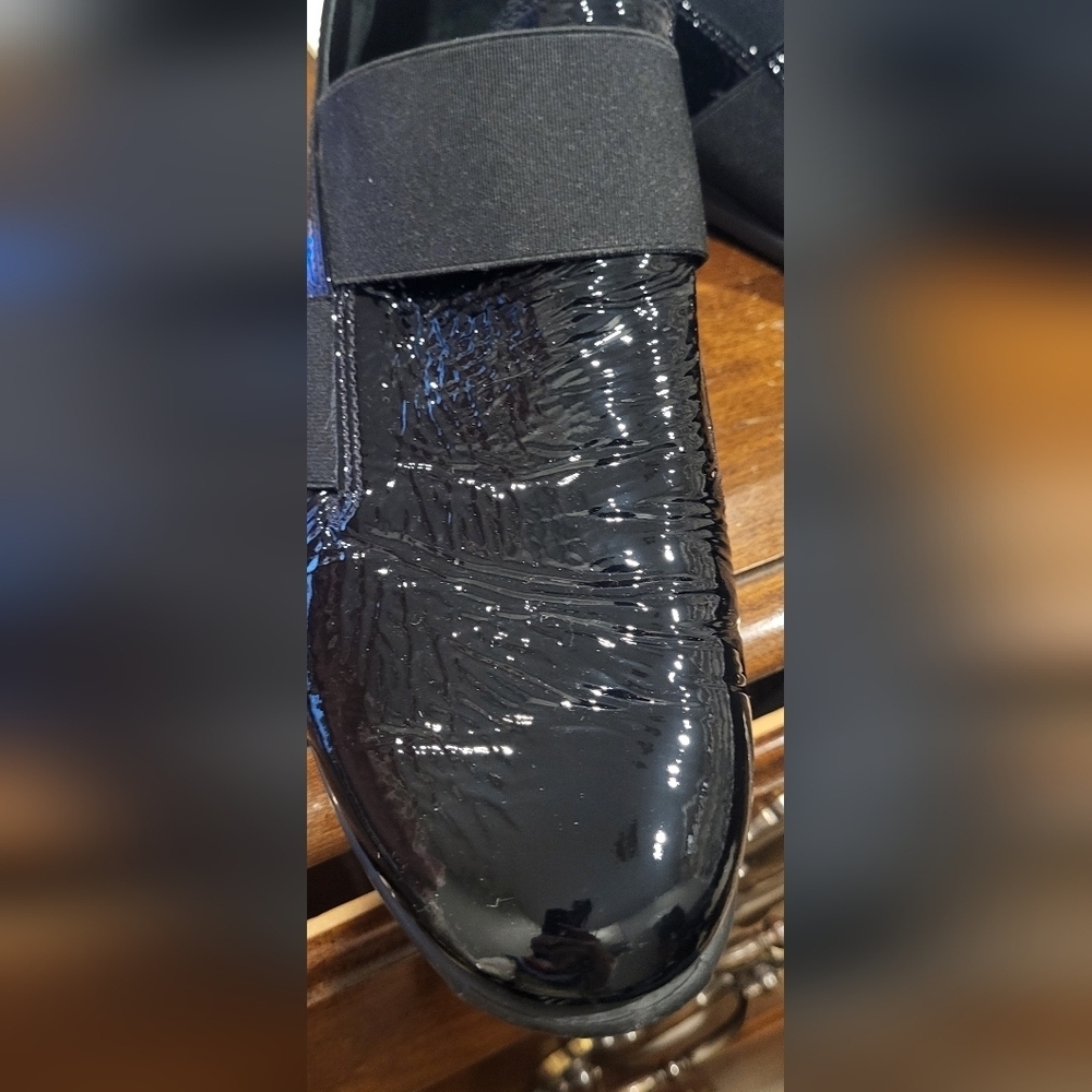 Unity in Diversity Slip On Black Shoes Size 38 (US 7.5-8) - Picture 2 of 10